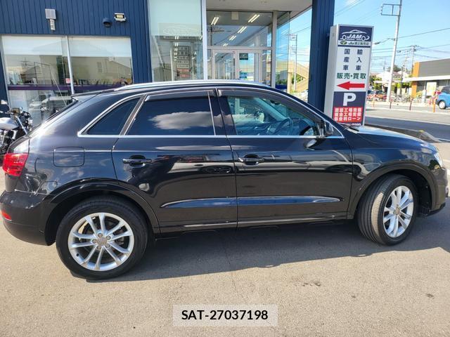Audi Q3 2013-07 8854246-3