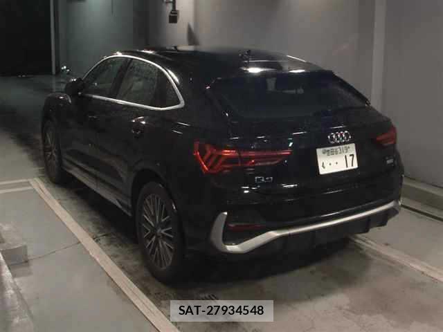 Audi Q3 2020-11 8855823-3