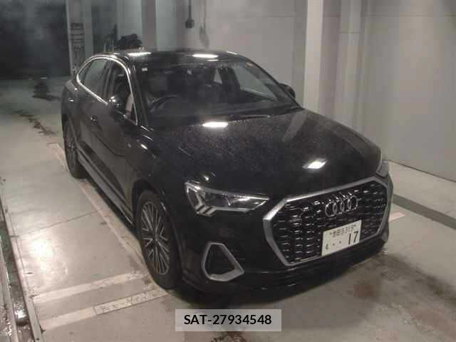 Audi Q3 2020-11 8855823-4