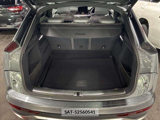 Audi Q5 2024-08 8855763-11
