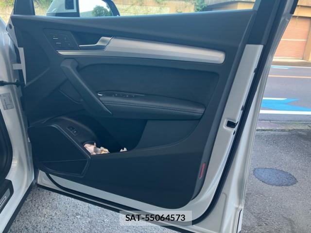 Audi Q5 2022-10 8856713-10