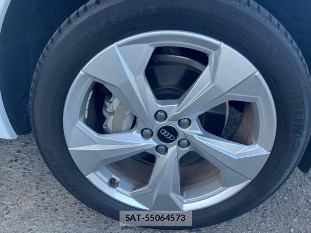 Audi Q5 2022-10 8856713-12