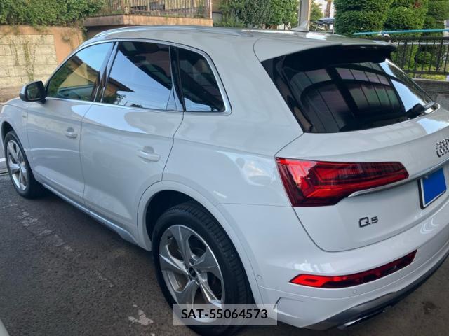 Audi Q5 2022-10 8856713-13