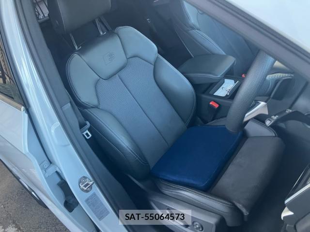 Audi Q5 2022-10 8856713-9