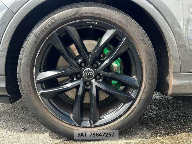 Audi Q7 2022-12 8856735-11