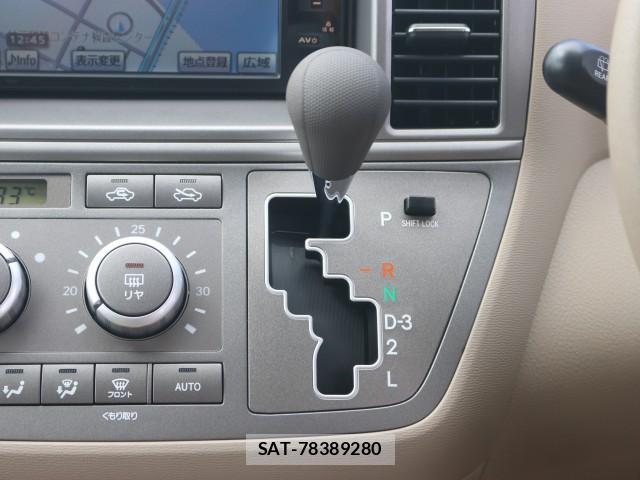 Toyota RAUM 2011-03 8856018-15