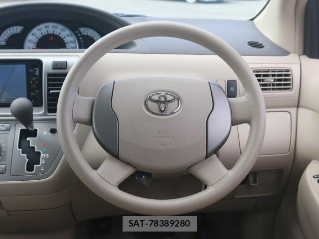 Toyota RAUM 2011-03 8856018-17