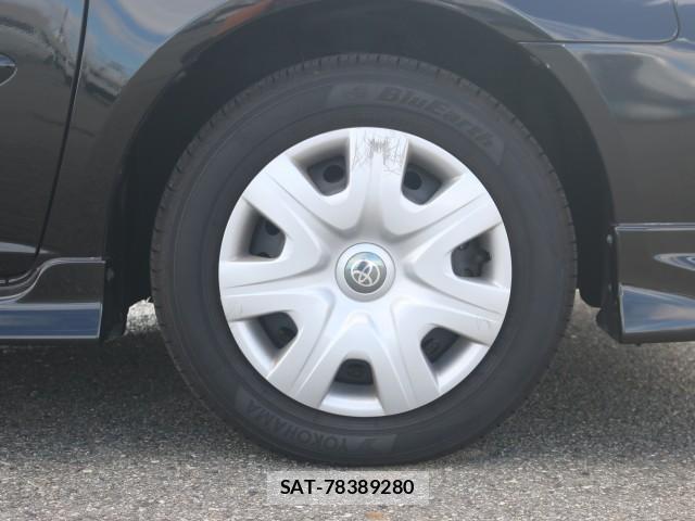 Toyota RAUM 2011-03 8856018-8