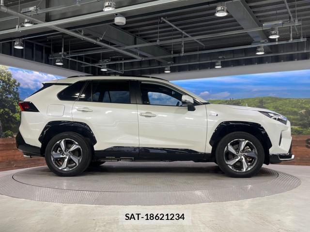 Toyota RAV4 PHV 2022-09 8854310-15