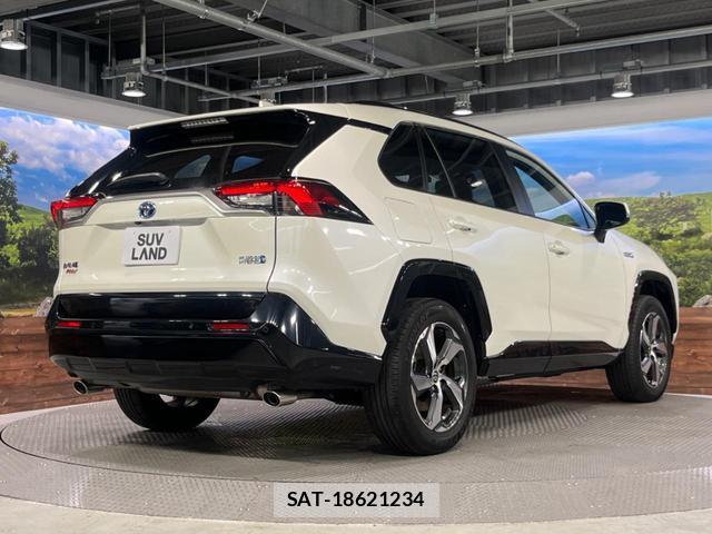 Toyota RAV4 PHV 2022-09 8854310-19