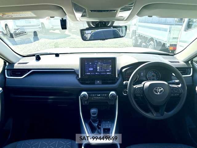 Toyota RAV4 2020-08 8854205-11