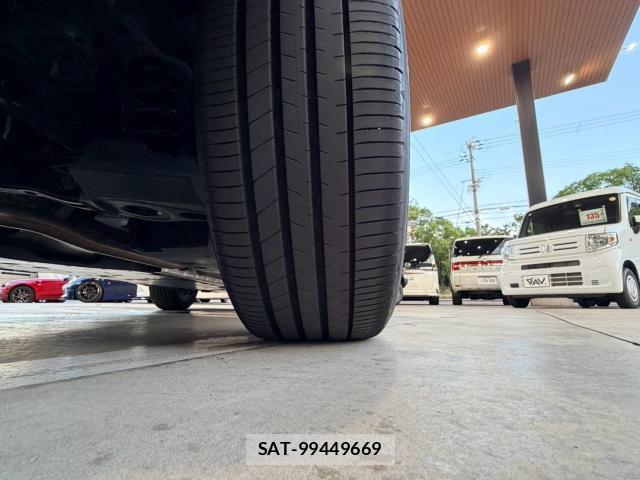 Toyota RAV4 2020-08 8854205-18