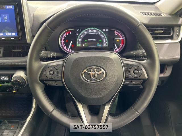 Toyota RAV4 2020-03 8854223-11