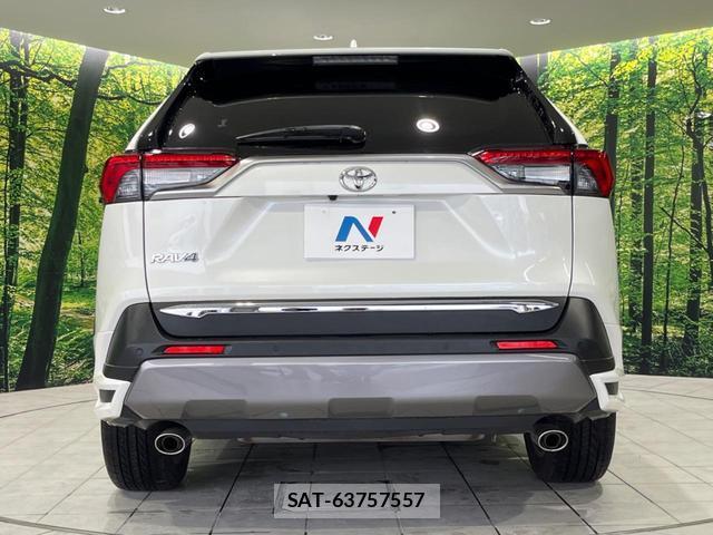 Toyota RAV4 2020-03 8854223-15