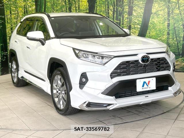 Toyota RAV4 2023-08 8854333-15