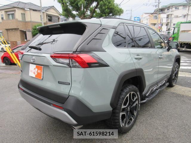 Toyota RAV4 2020-02 8854490-13