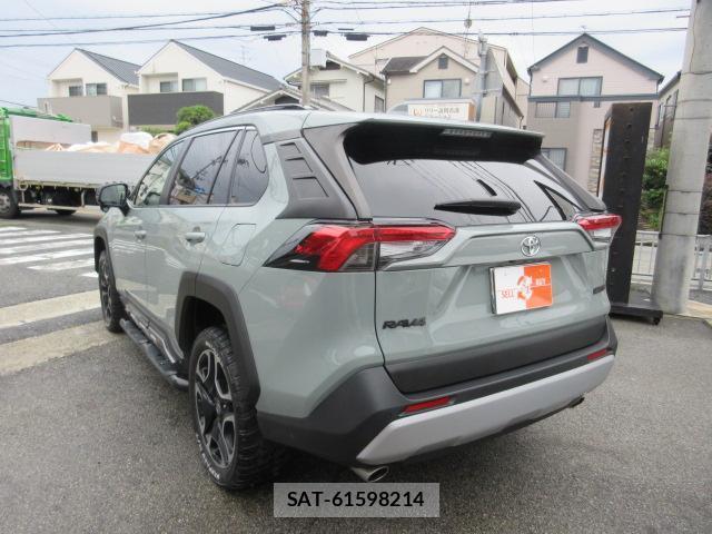 Toyota RAV4 2020-02 8854490-14