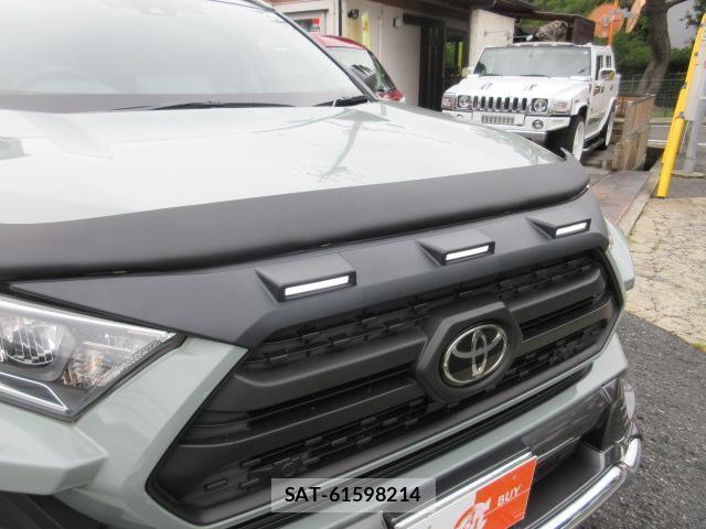Toyota RAV4 2020-02 8854490-17