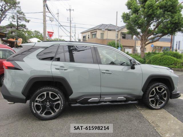 Toyota RAV4 2020-02 8854490-3
