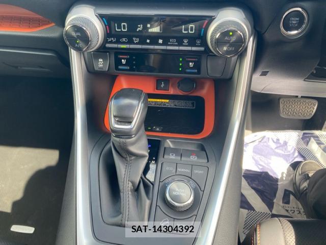 Toyota RAV4 2020-12 8854539-18