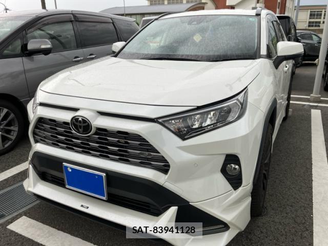 Toyota RAV4 2019-09 8854609-0