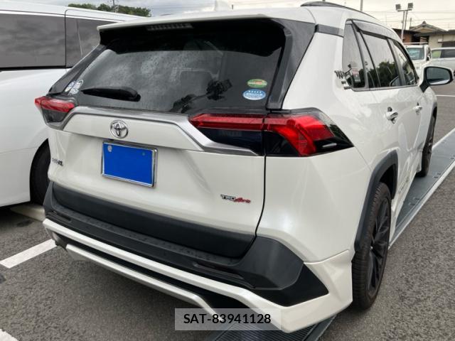 Toyota RAV4 2019-09 8854609-1