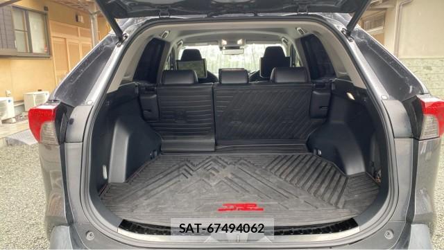 Toyota RAV4 2023-02 8855333-17