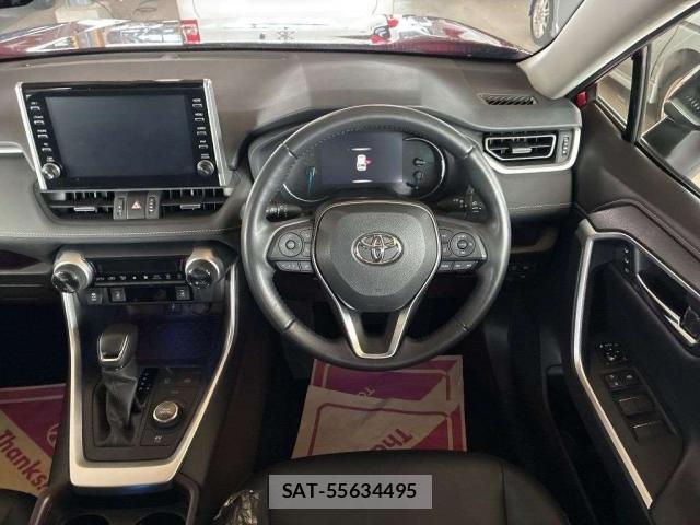 Toyota RAV4 2021-11 8855573-2