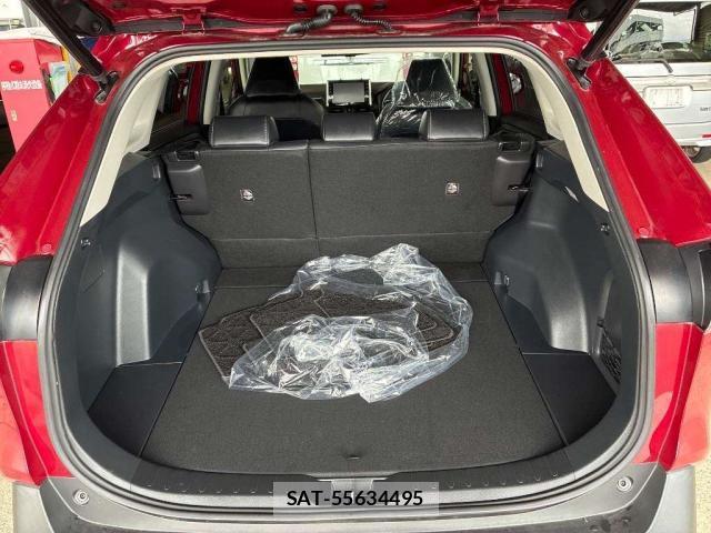 Toyota RAV4 2021-11 8855573-3