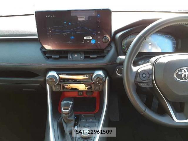 Toyota RAV4 2023-05 8855820-2