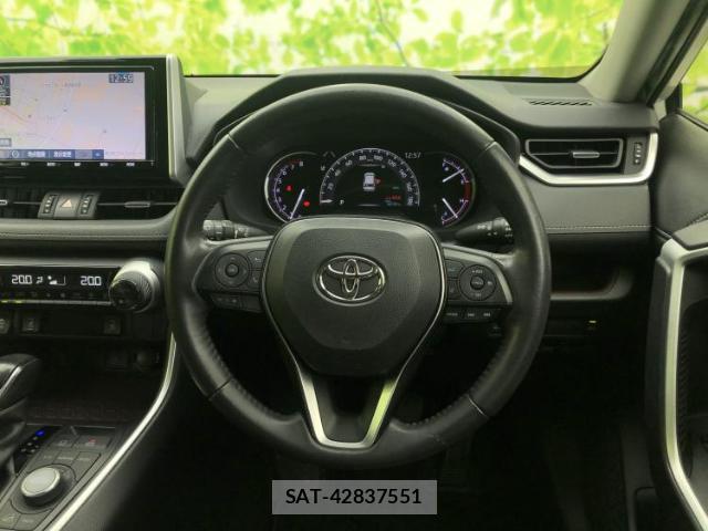 Toyota RAV4 2020-01 8856050-14