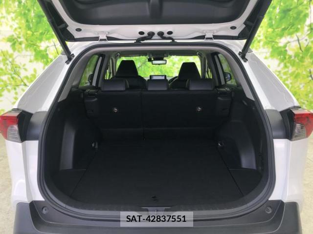 Toyota RAV4 2020-01 8856050-7