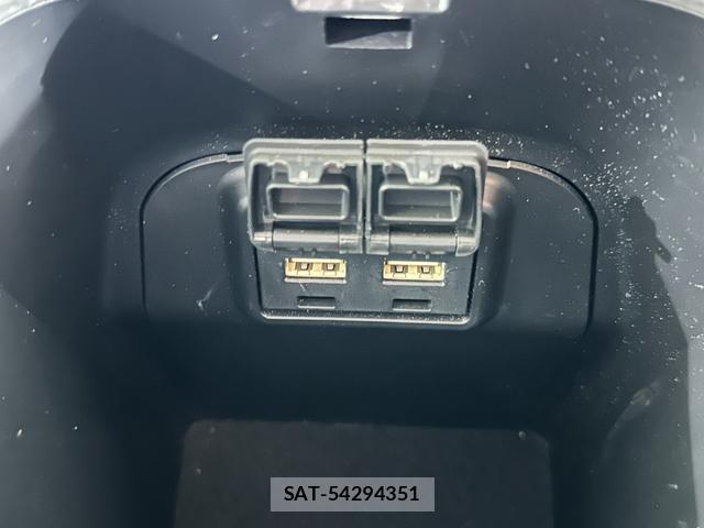 Toyota RAV4 2019-05 8856062-10