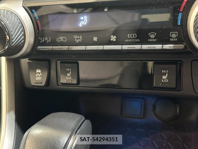 Toyota RAV4 2019-05 8856062-7