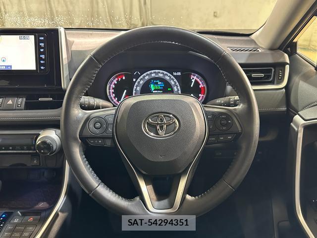 Toyota RAV4 2019-05 8856062-8