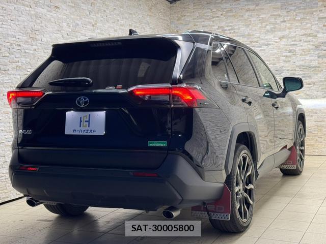 Toyota RAV4 2023-02 8856509-3