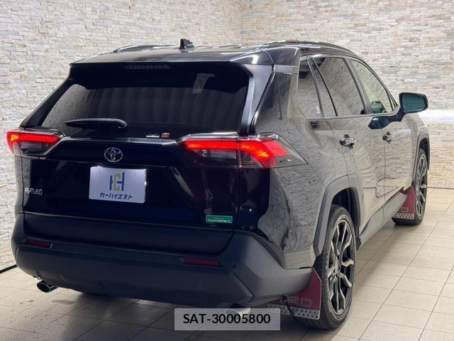 Toyota RAV4 2023-02 8856509-4