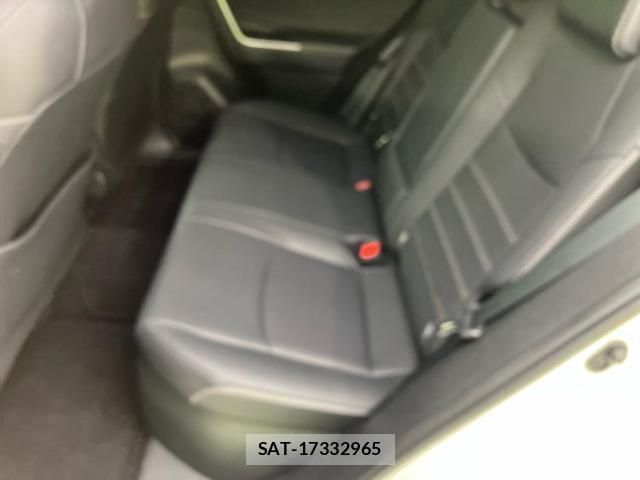 Toyota RAV4 2021-07 8856859-6
