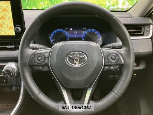 Toyota RAV4 2022-12 8856951-14