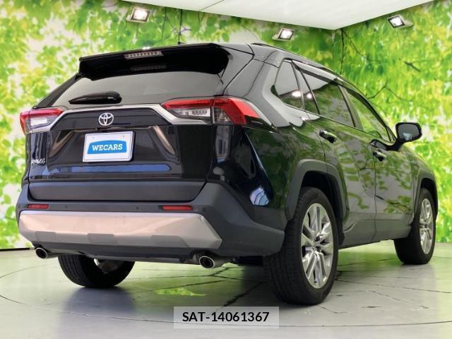 Toyota RAV4 2022-12 8856951-2