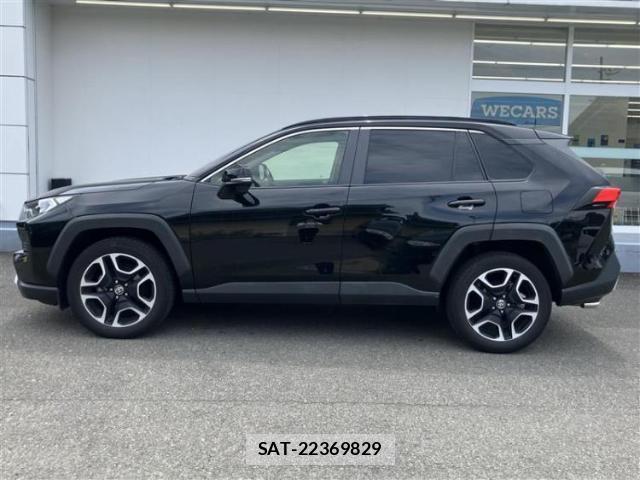 Toyota RAV4 2020-02 8857013-1
