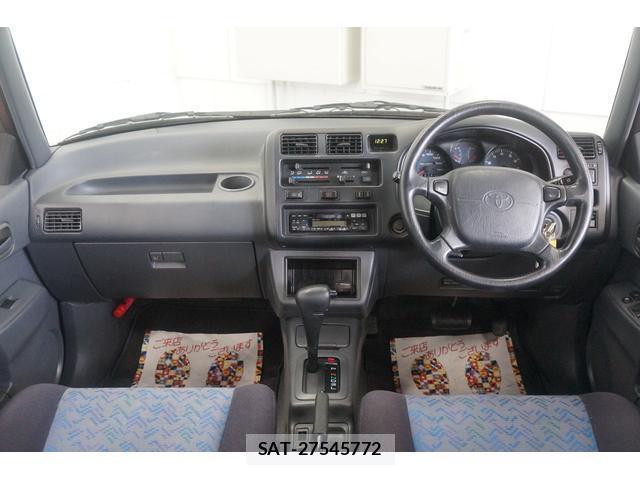 Toyota RAV4 1995-08 8854750-11
