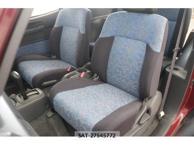 Toyota RAV4 1995-08 8854750-6