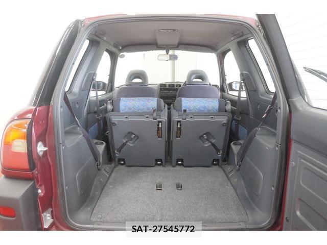 Toyota RAV4 1995-08 8854750-9