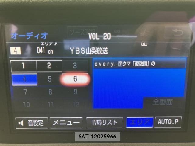 Lexus RC 2016-04 8855715-12