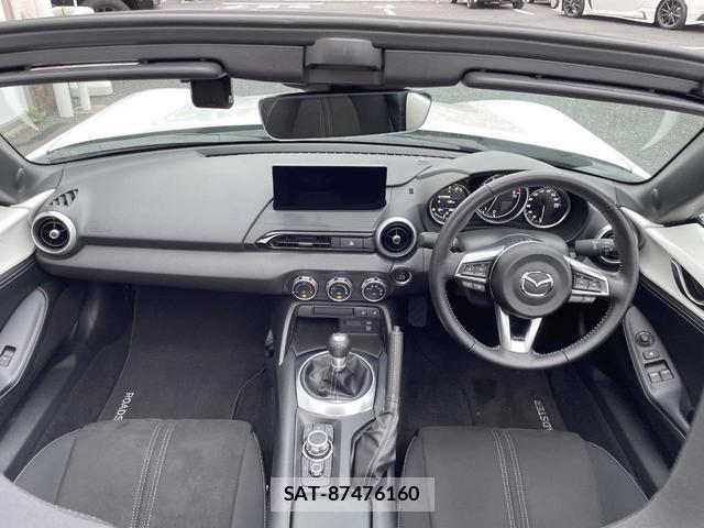Mazda ROADSTER 2025-08 8854340-1