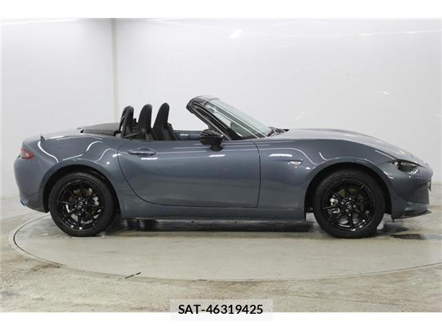Mazda ROADSTER 2021-03 8854851-11