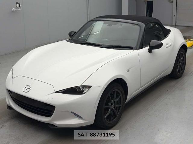 Mazda ROADSTER 2016-01 8855441-1