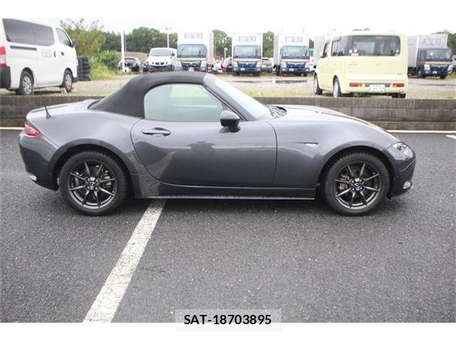 Mazda ROADSTER 2017-08 8855600-10