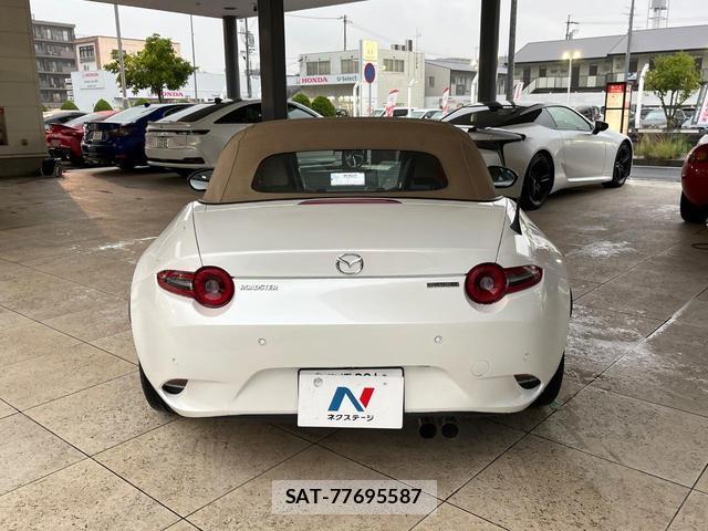 Mazda ROADSTER 2024-03 8856204-13